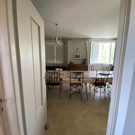 Provencale Avec Piscine Villa